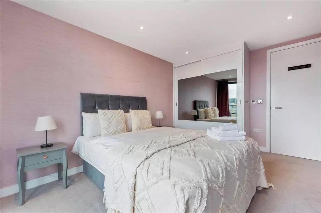 Londwell, Spitalfields & Brick Lane Luxury Balcony Penthouse Apartament Londra