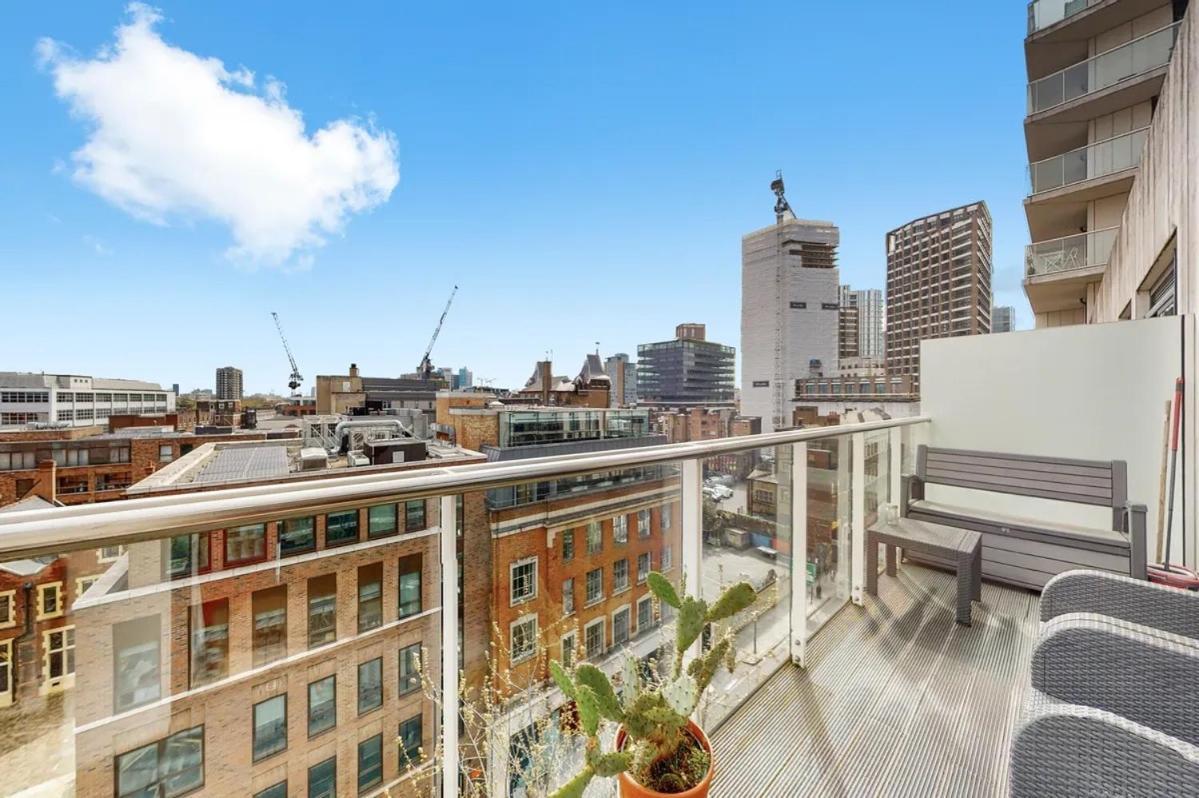 Apartament Londwell, Spitalfields & Brick Lane Luxury Balcony Penthouse